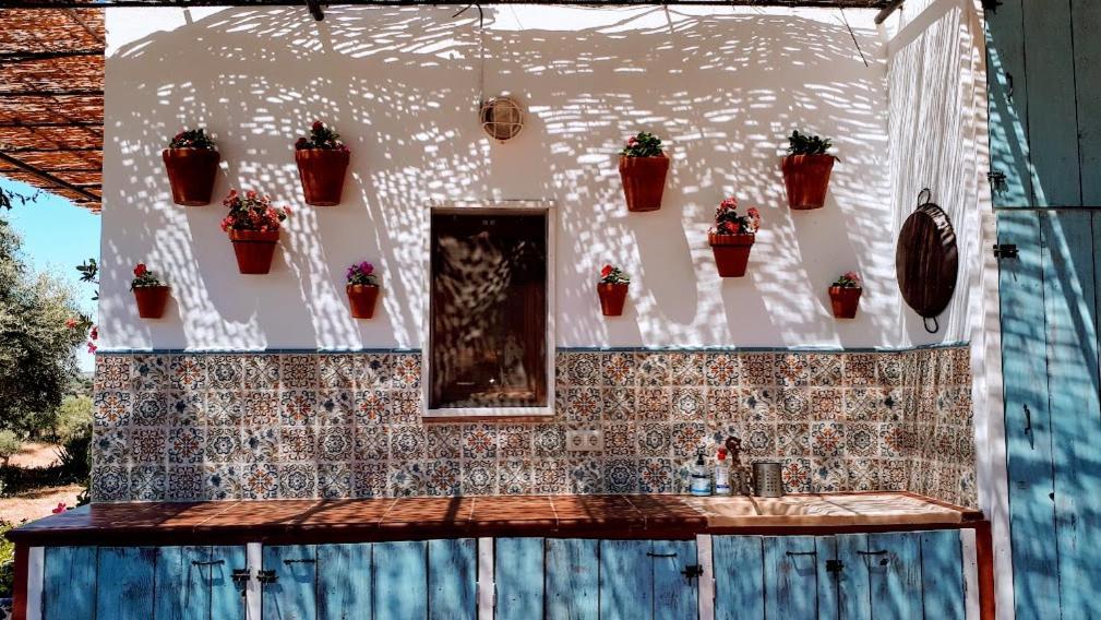 Flores Amarillas B&B Almoharin Eksteriør billede