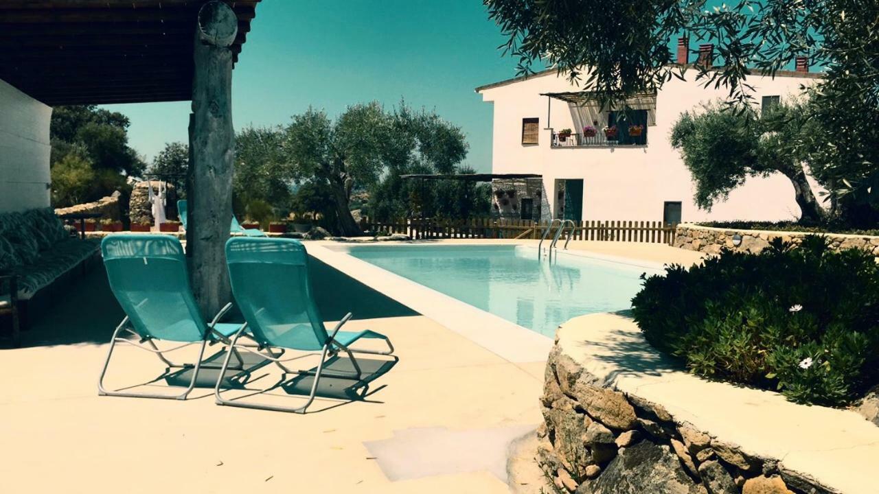 Flores Amarillas B&B Almoharin Eksteriør billede